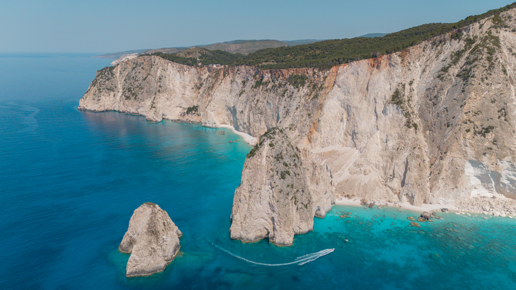 Mizithres Glass Bottom